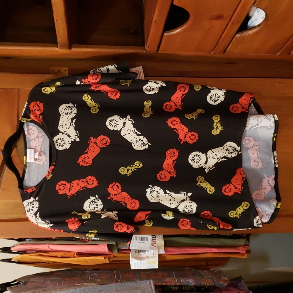 LuLaRoe Irma - motorcycle tunic - XXS - runs big